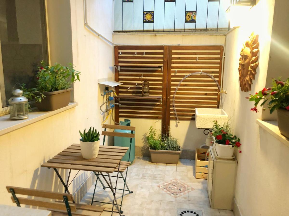 Apartment Alfonzetti-5 Min Walk To Central Train And Bus Station Catania Exterior foto