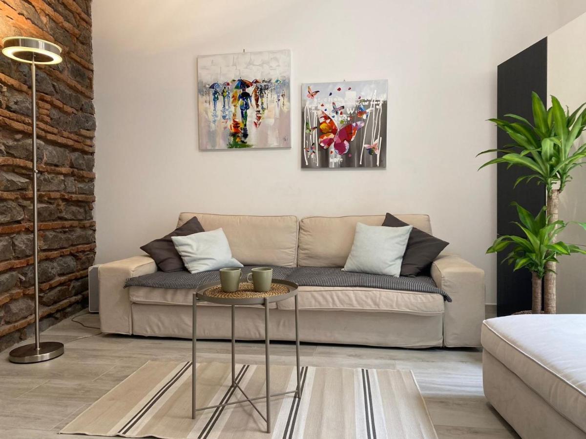 Apartment Alfonzetti-5 Min Walk To Central Train And Bus Station Catania Exterior foto