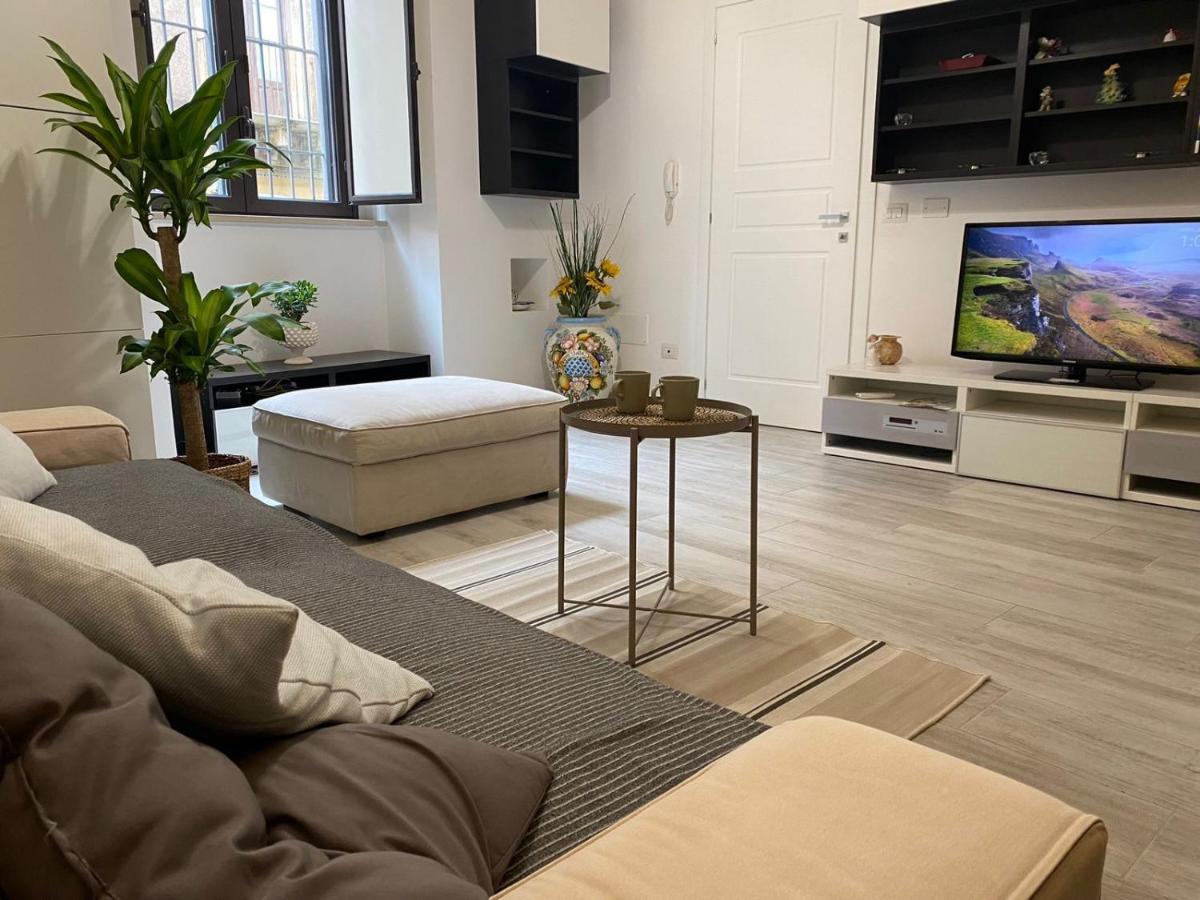 Apartment Alfonzetti-5 Min Walk To Central Train And Bus Station Catania Exterior foto